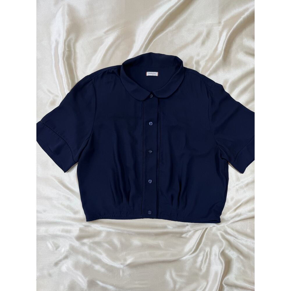 Sunday Best Crop Top‎ Women's Navy Short Sleeve Lace Inset Button Shirt - Large